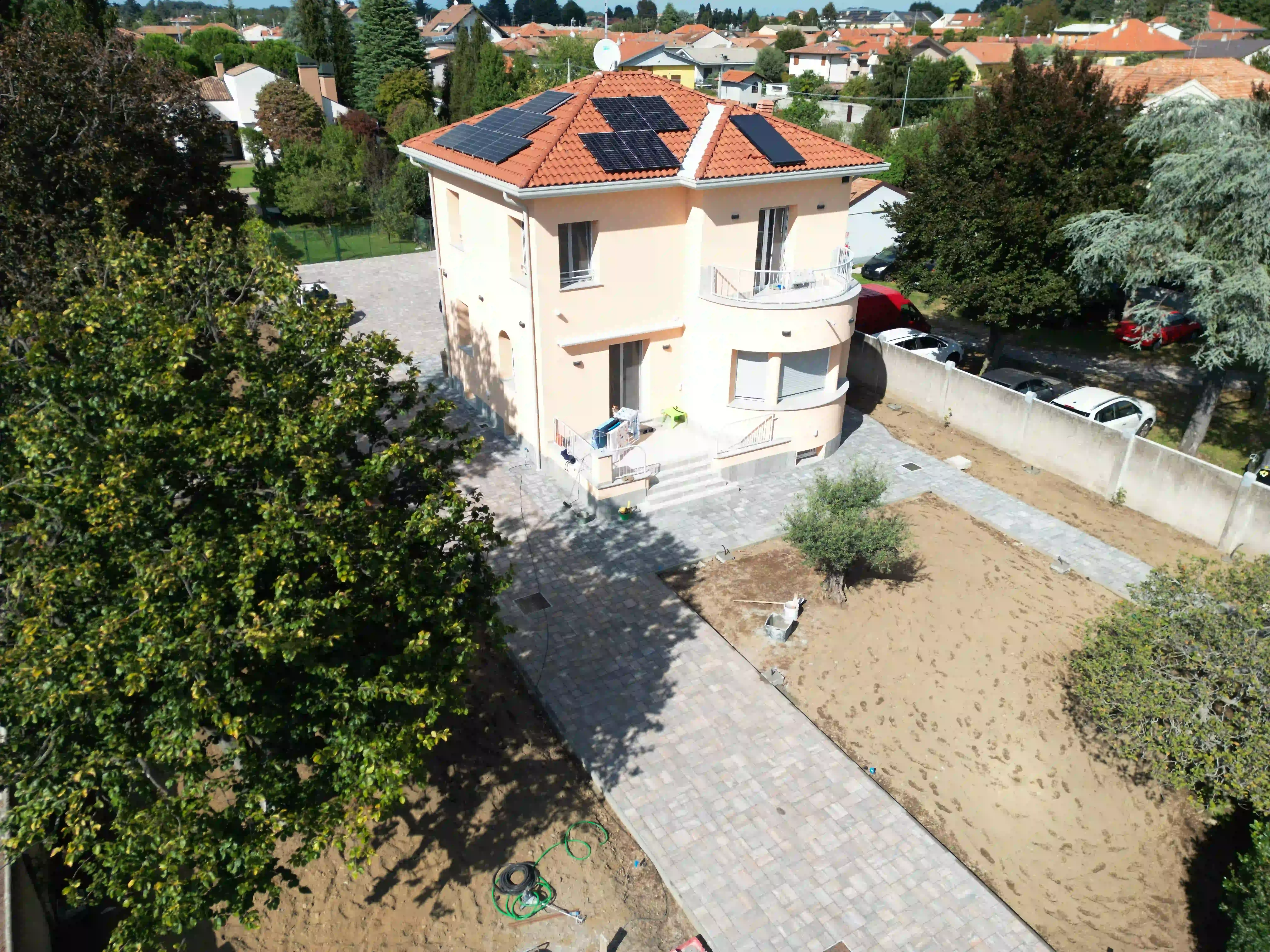 Villa unifamiliare - Castano Primo