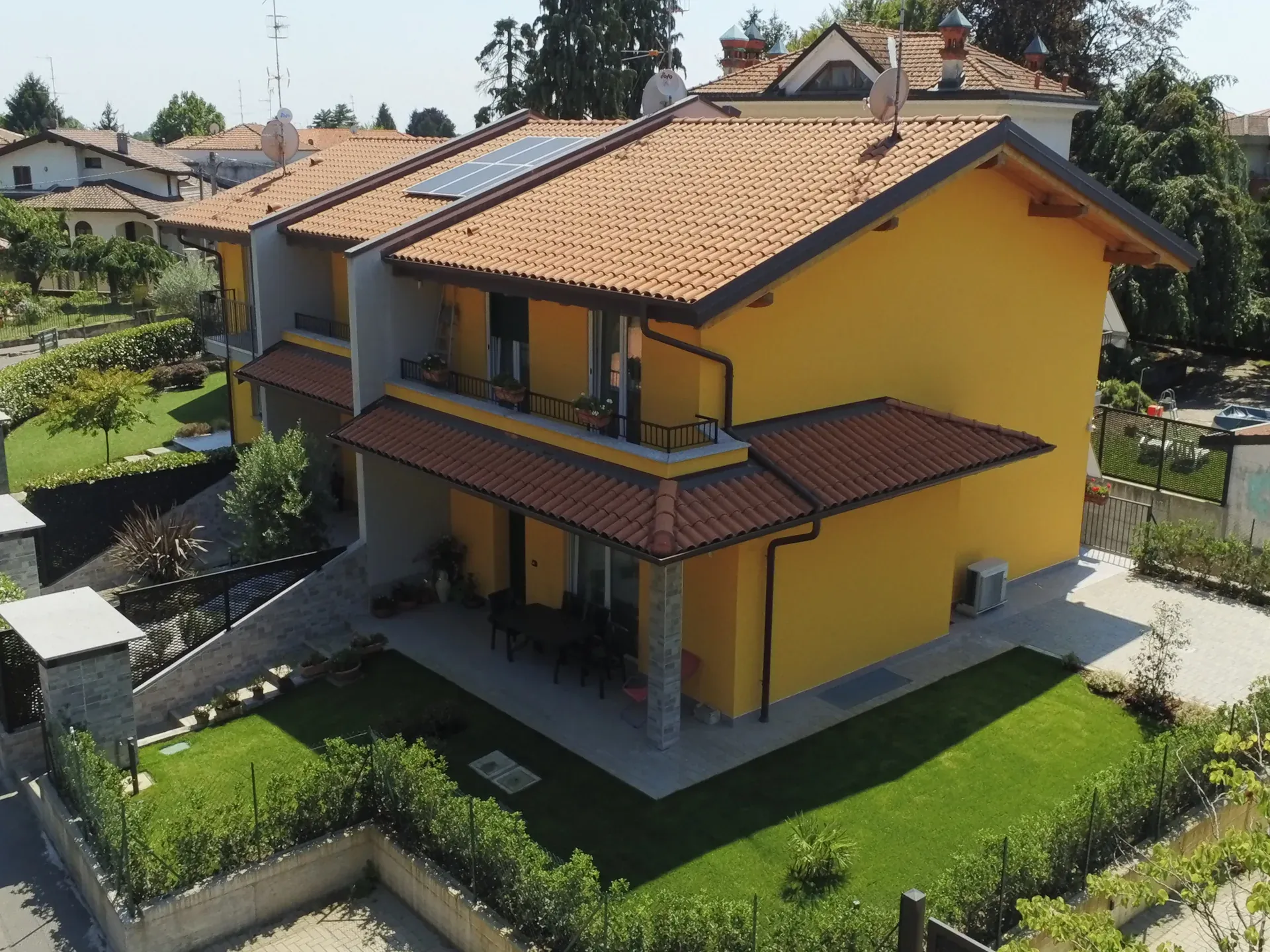 Villette a schiera moderne e sostenibili