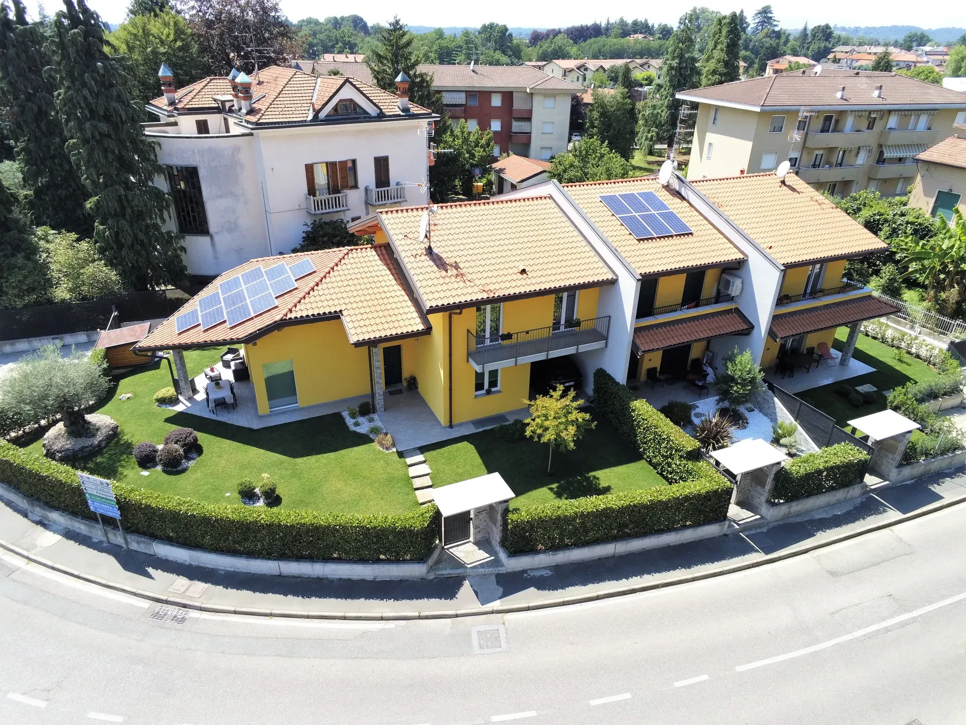 Villette a schiera moderne e sostenibili